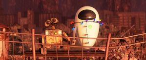 WallE and Eve holding hands